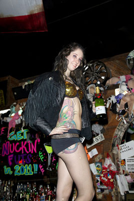201101010643