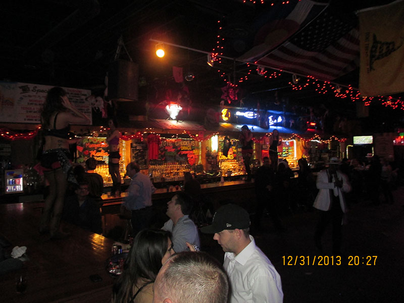 NYE 038