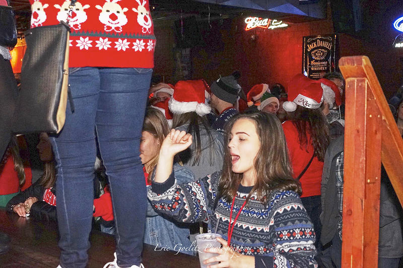 Santa Pub 2016 007