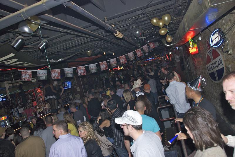 NYE 053