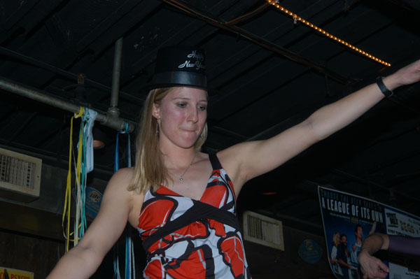 NYE008
