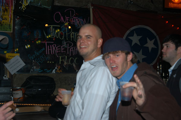 NYE042