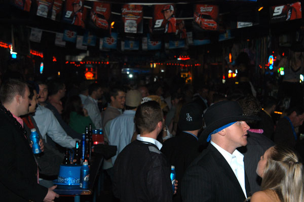 NYE048