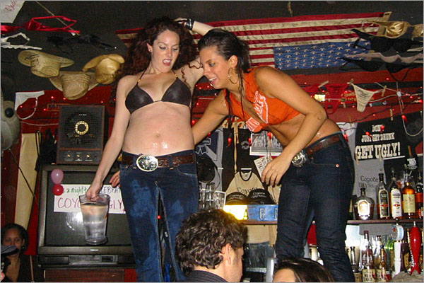 2003 08