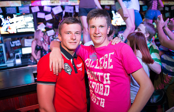 crazyWE 037