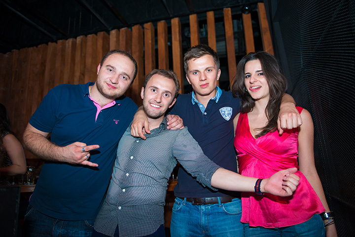 crazyWE 078