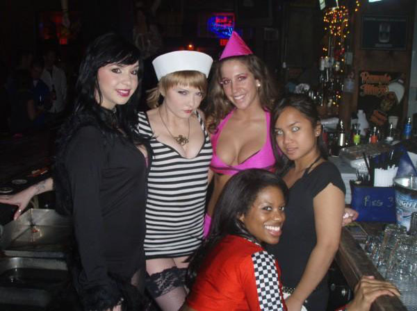 Kitten Christy Sail