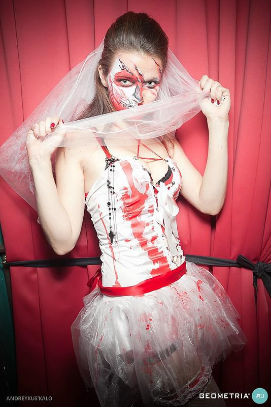 BloodyBrides 25