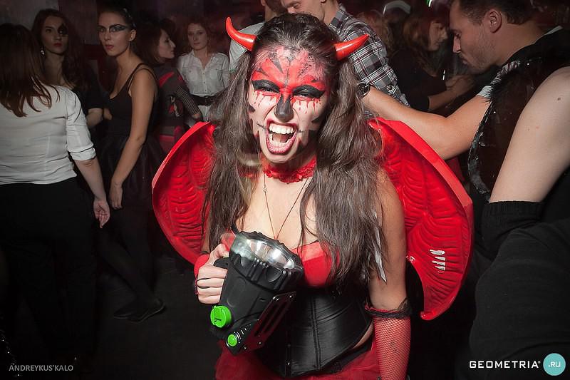 BloodyBrides 69