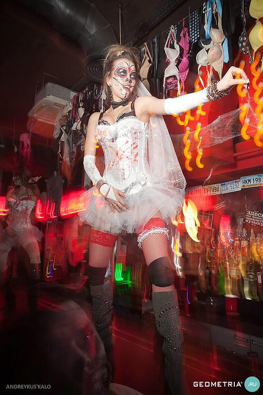 BloodyBrides 79