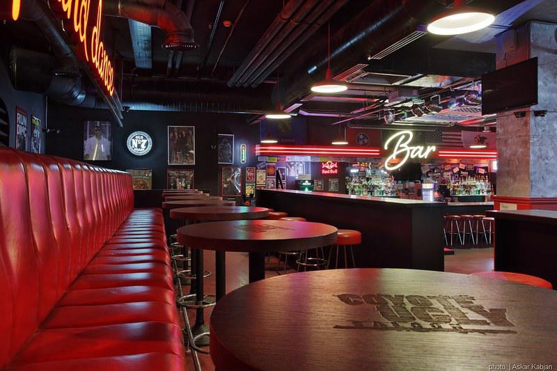 bar 22