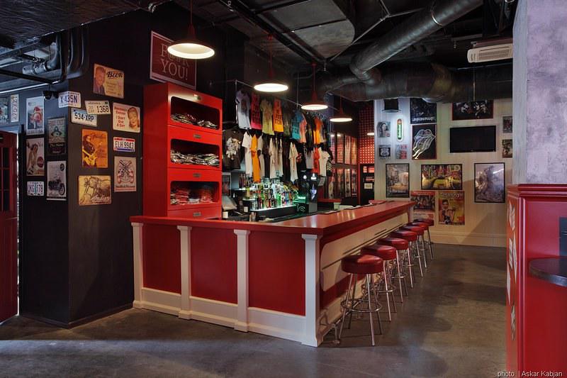 bar 23