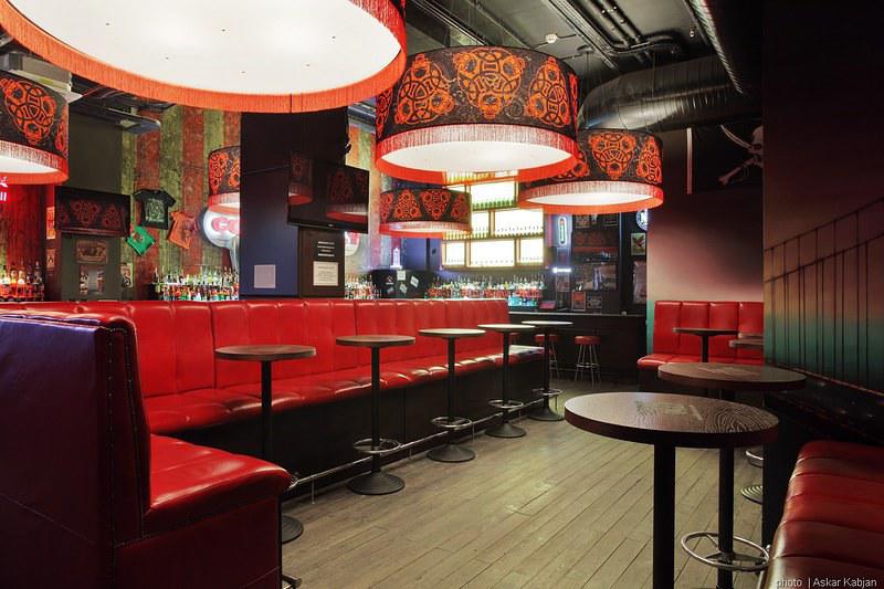 bar 39