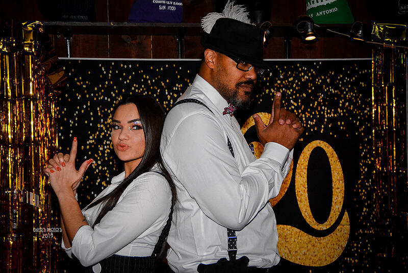 Coyote Ugly NYE 013