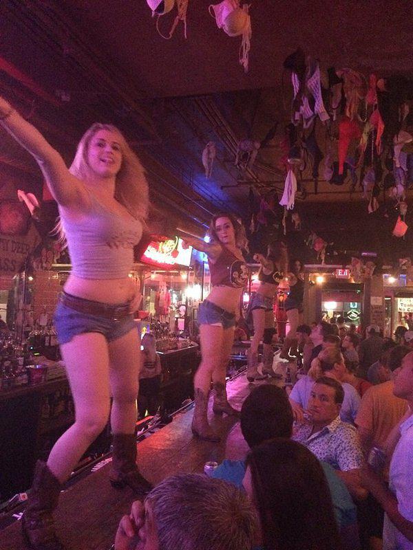 FSU Pub Crawl 2016 5