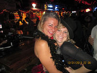 NYE 082