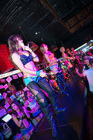 crazyWE 054