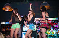 crazyWE 076