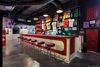 bar 28