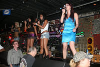 Singing Coyotes06